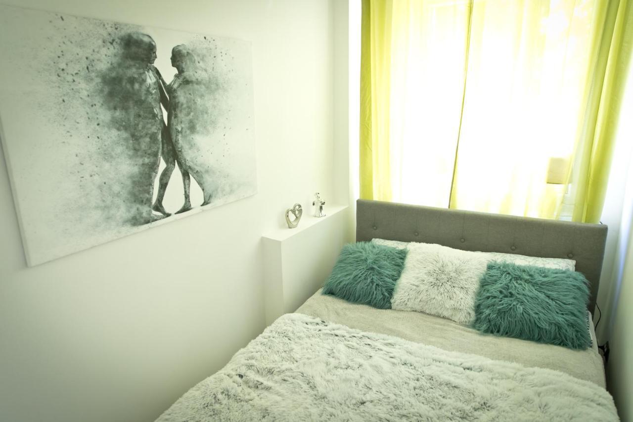 Apartament Asia *